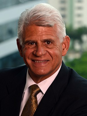Daniel Ponce, Partner