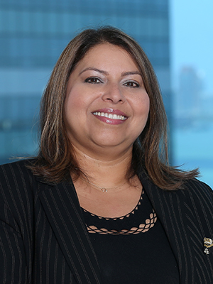 Jazmine Roman, Paralegal